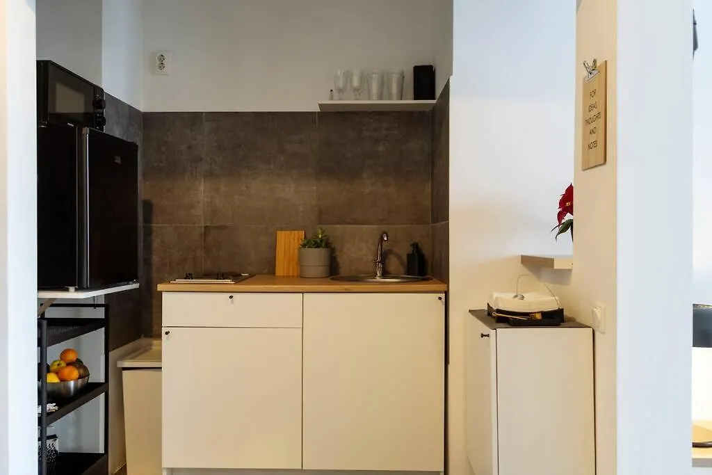 Millo Studio Next To Cismigiu Park 布加勒斯特 公寓